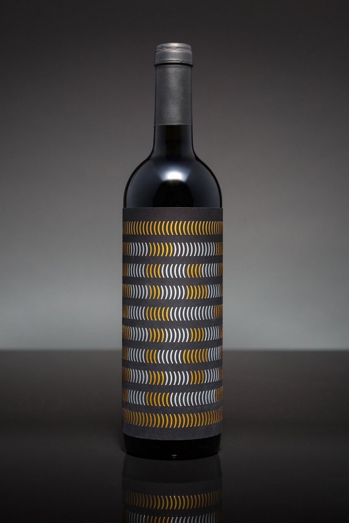 Bldg Eng Wine // Design By Pidgeon